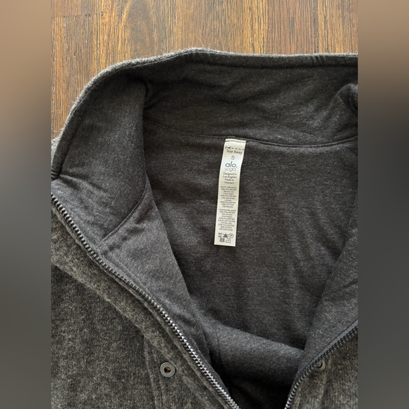 ALO Yoga Strut Jacket - Picture 7 of 7